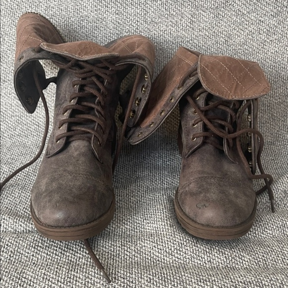 Dollhouse Charcoal Lace-Up Moto Boots - Picture 13 of 16